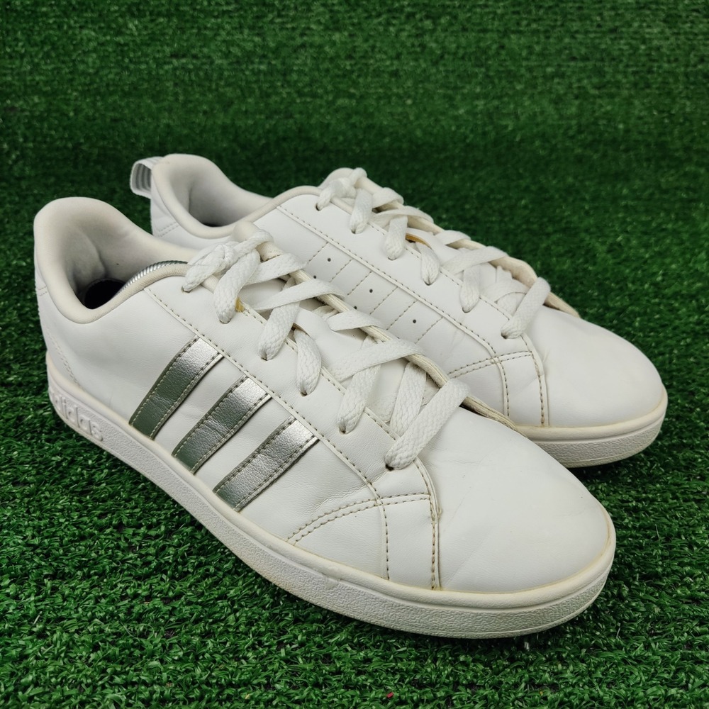 Adidas Sneakers Womens 7 White BB7248 Grand Court Metallic Silver Stripes
